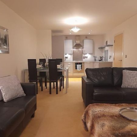 Centrally Situated 1 Bedroom Apartment! Birmingham Luaran gambar