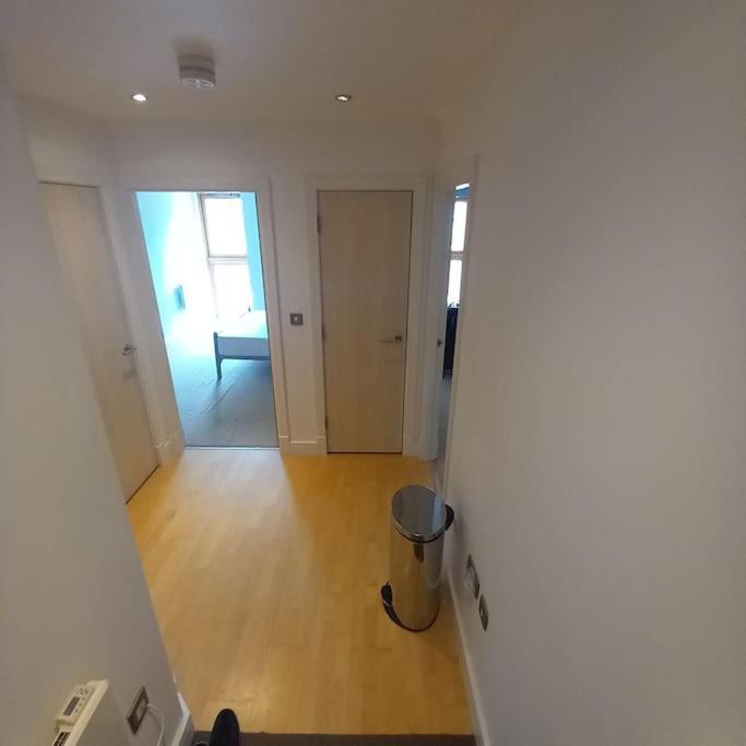 Centrally Situated 1 Bedroom Apartment! Birmingham Luaran gambar